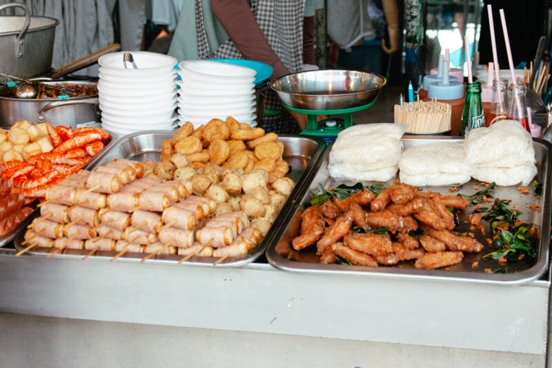 chatuchak markt bangkok street food stand