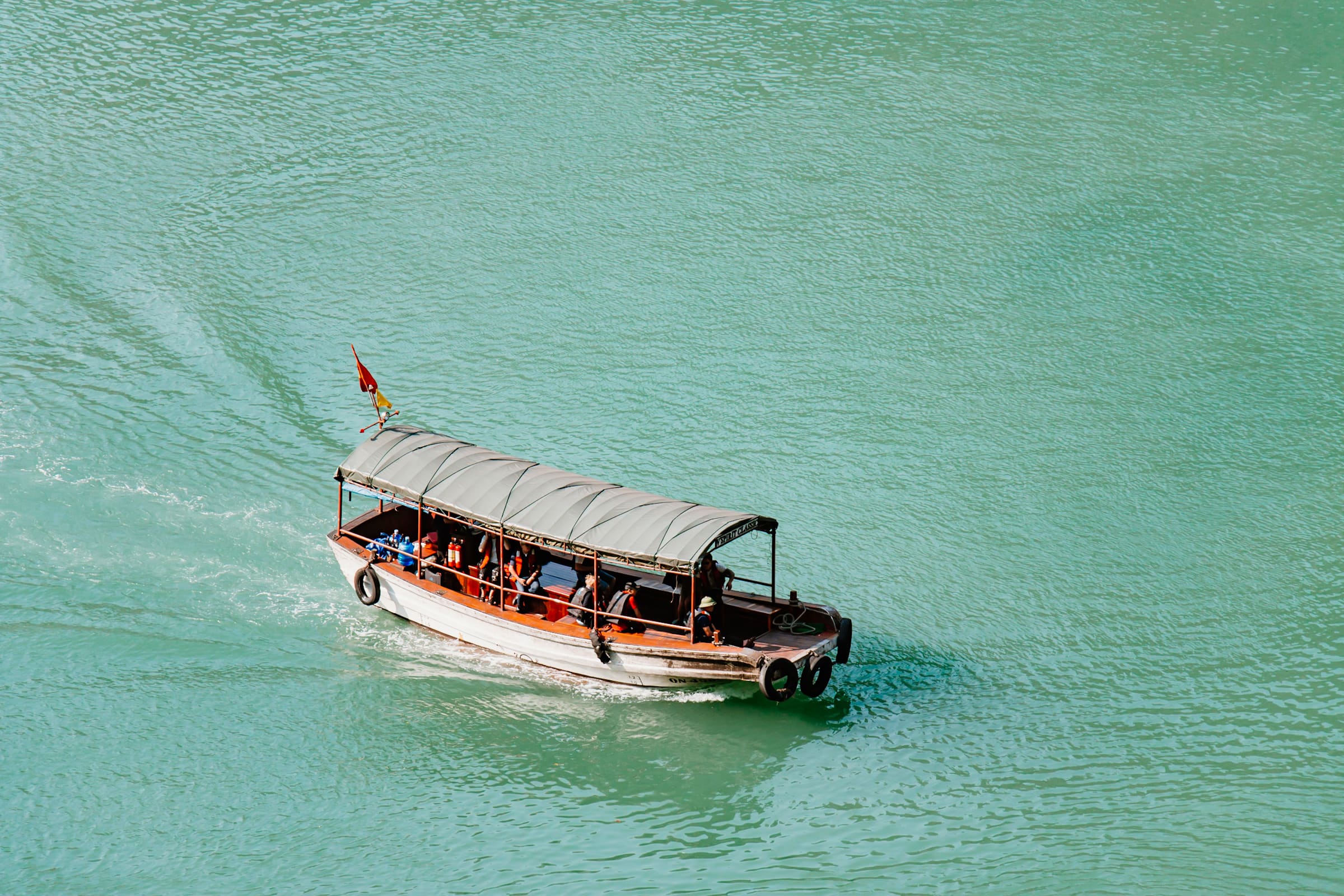 Halong Bay Tour Boat Trip Vietnam