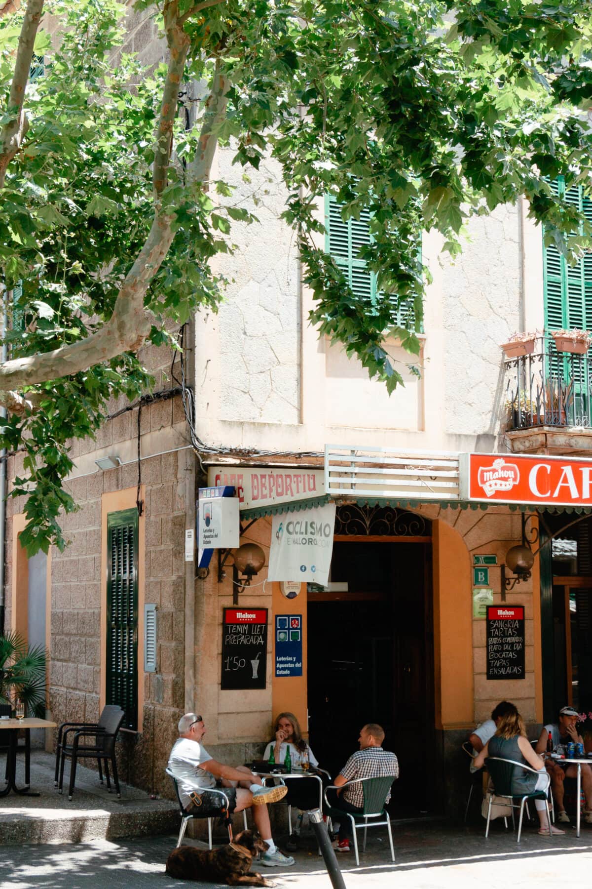 Esporles Mallorca Café Deportiu