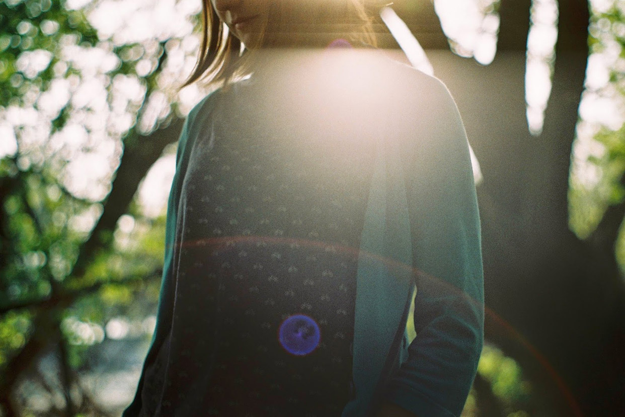 heart-meditation-light-surreal-main