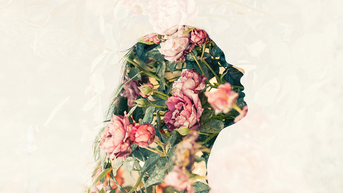 chinese-herbal-medicine-girl-flowers-head-2