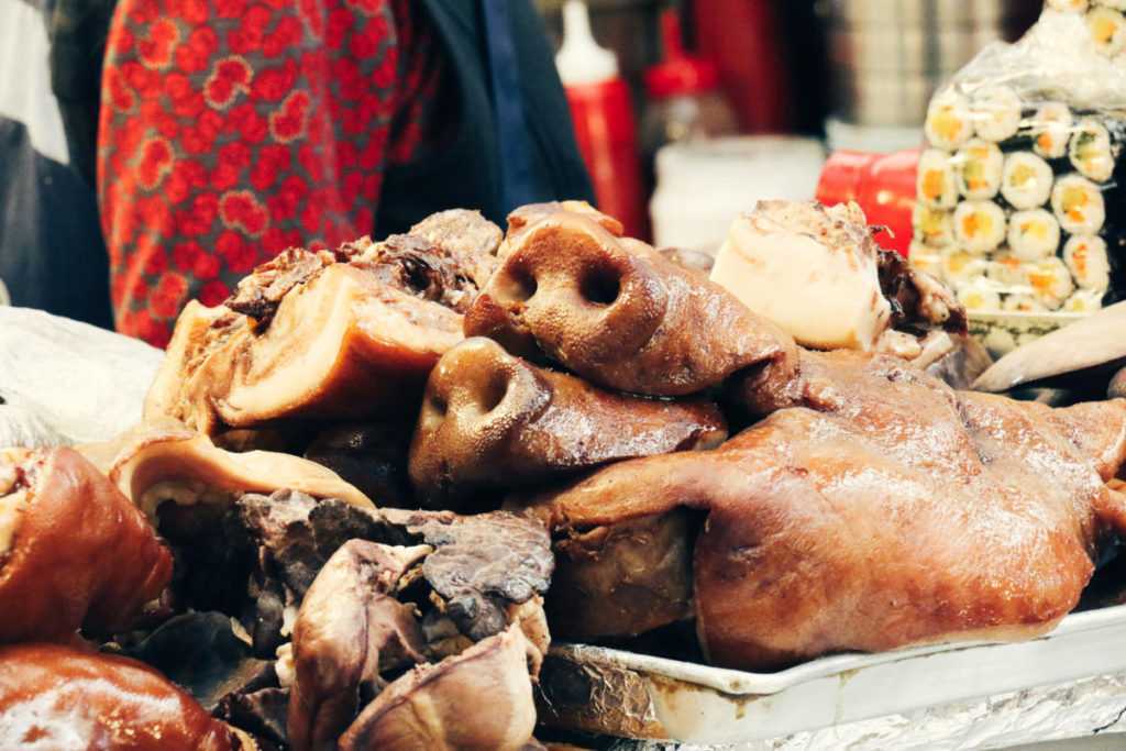 Seoul Sehenswürdigkeiten Street Food Schwein Nase Schnauze