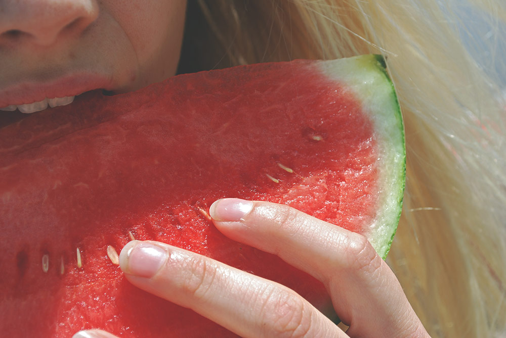 7 Mindful Eating Habits for Greater Health and Happiness