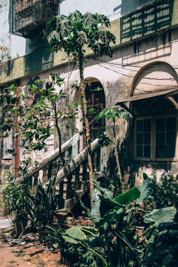 verlassene ruine mumbai indien