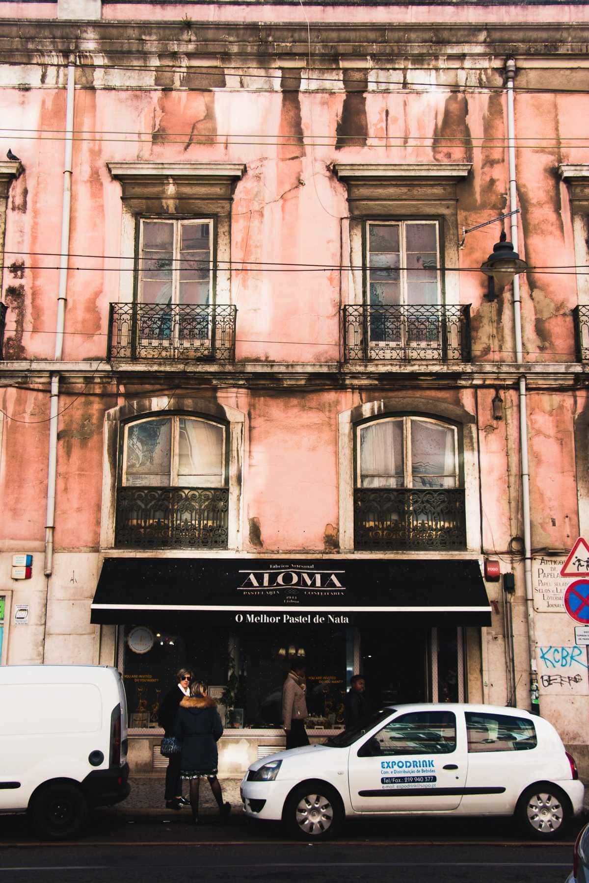 Alte Häuserfassade in Lissabon