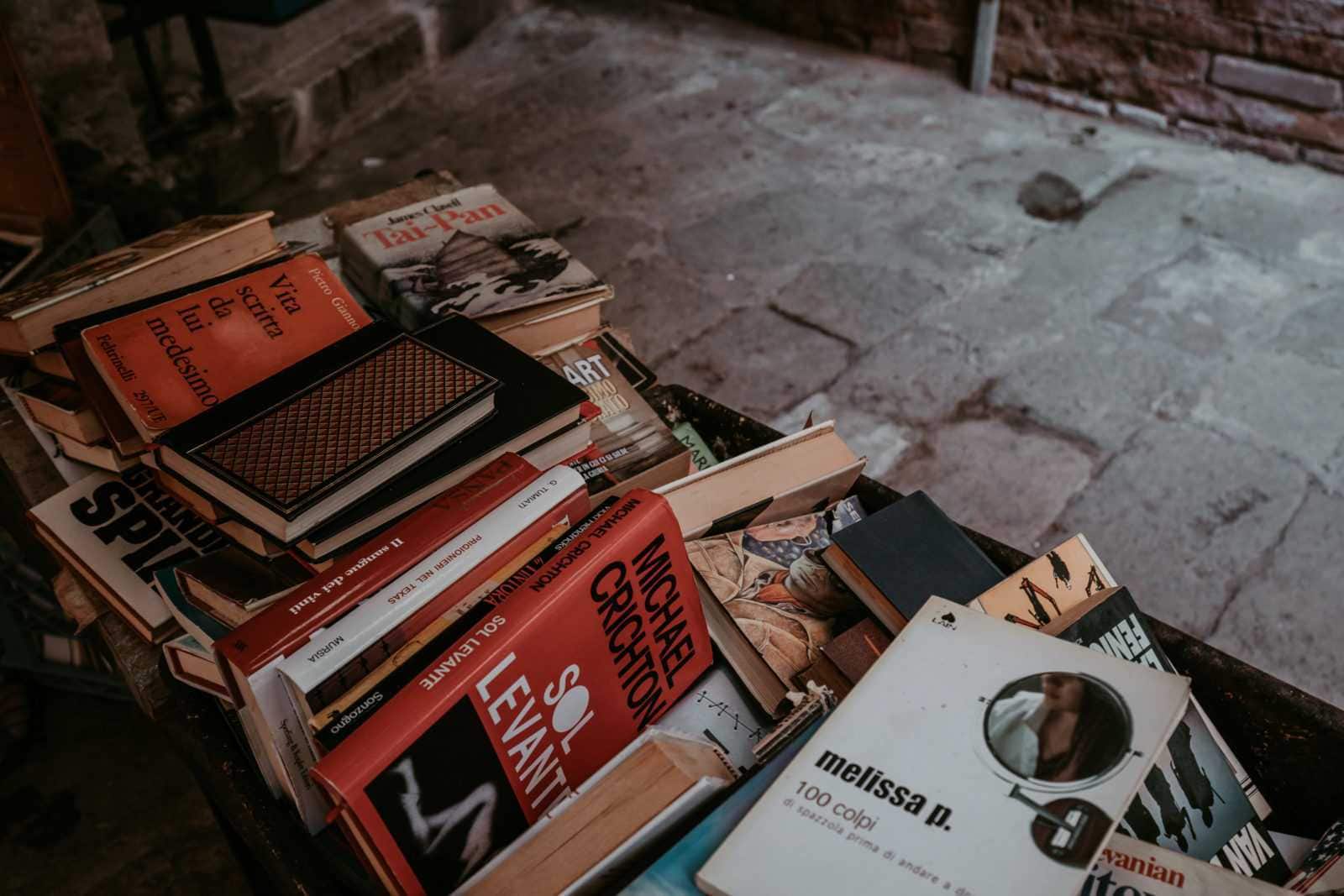 Libreria Acqua Alta Venedig Buchhandlung Antiquariat