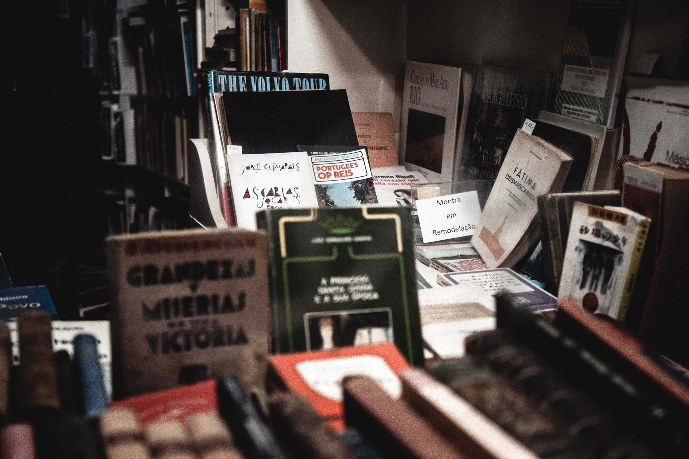 Buchladen auf der rua das flores in Porto