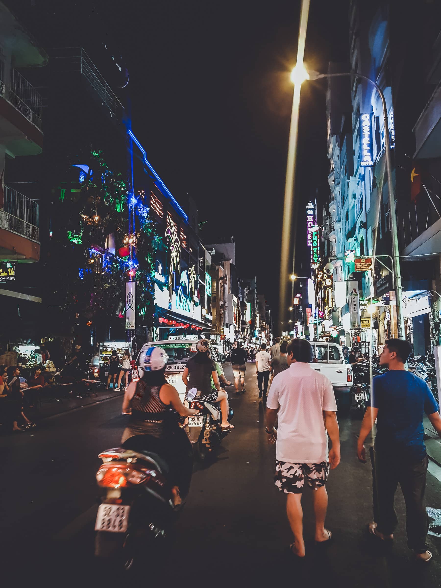 Saigon sights Nightlife on Pham Ngu Lao