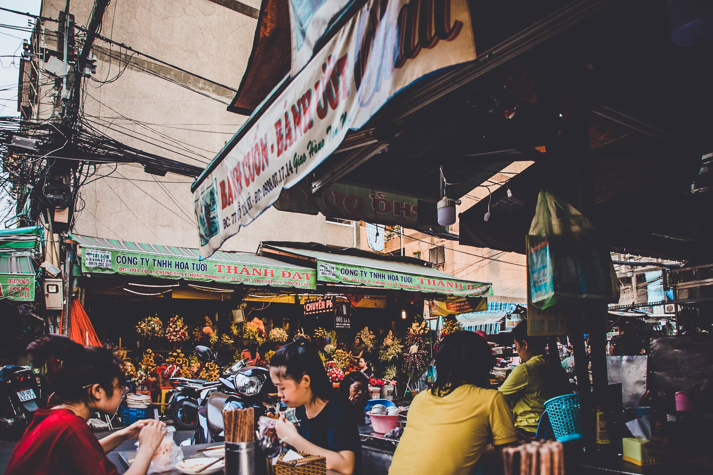 Street Food Tour Saigon