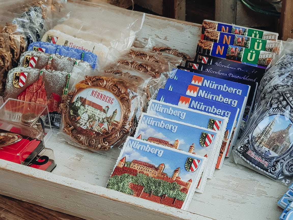 Nürnberg Sehenswürdigkeiten Kaiserburg Frauenkirche Albrecht-Dürer-Haus Souvenirs