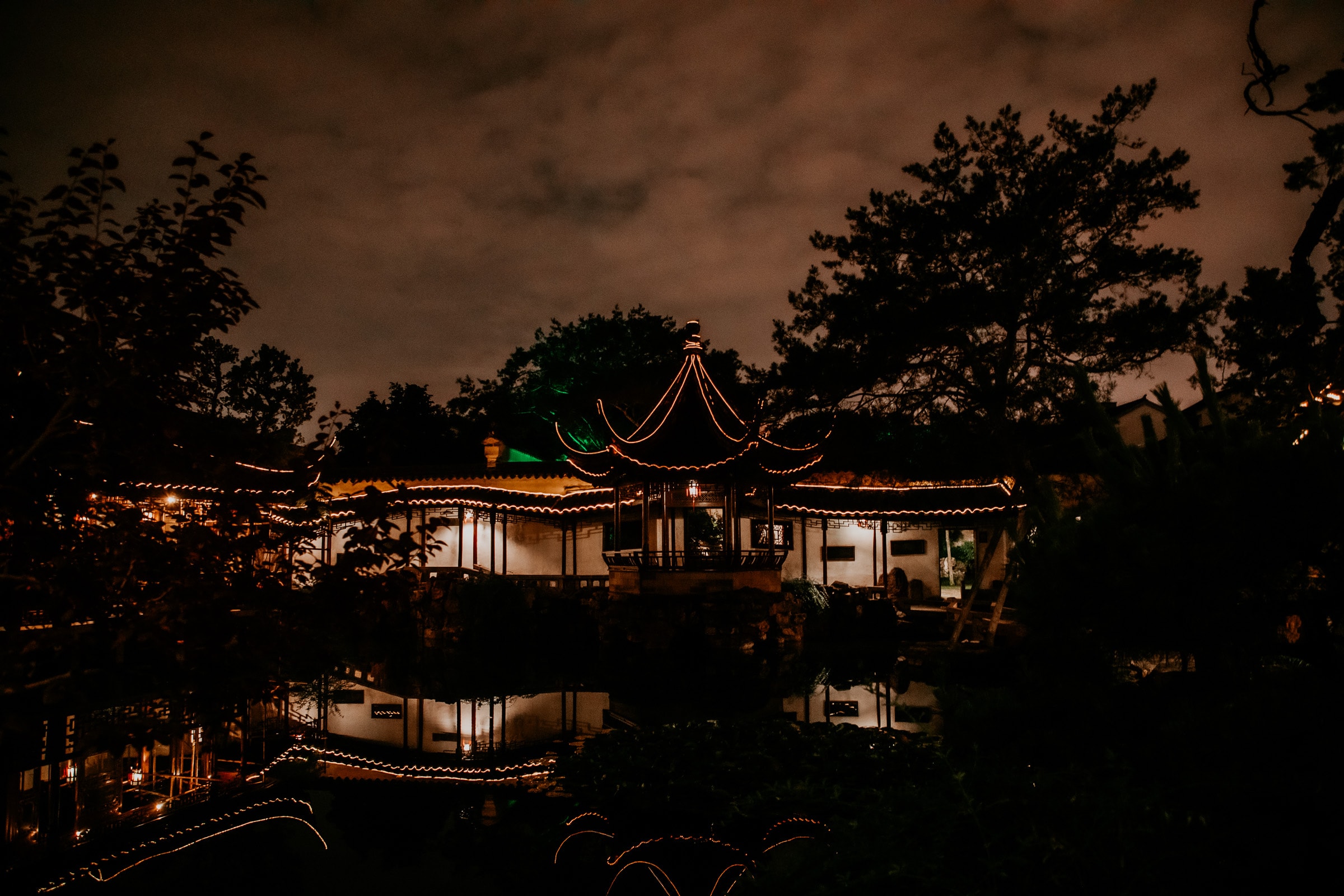 Suzhou Sehenswürdigkeiten Oper im Garten des Meister der Netze