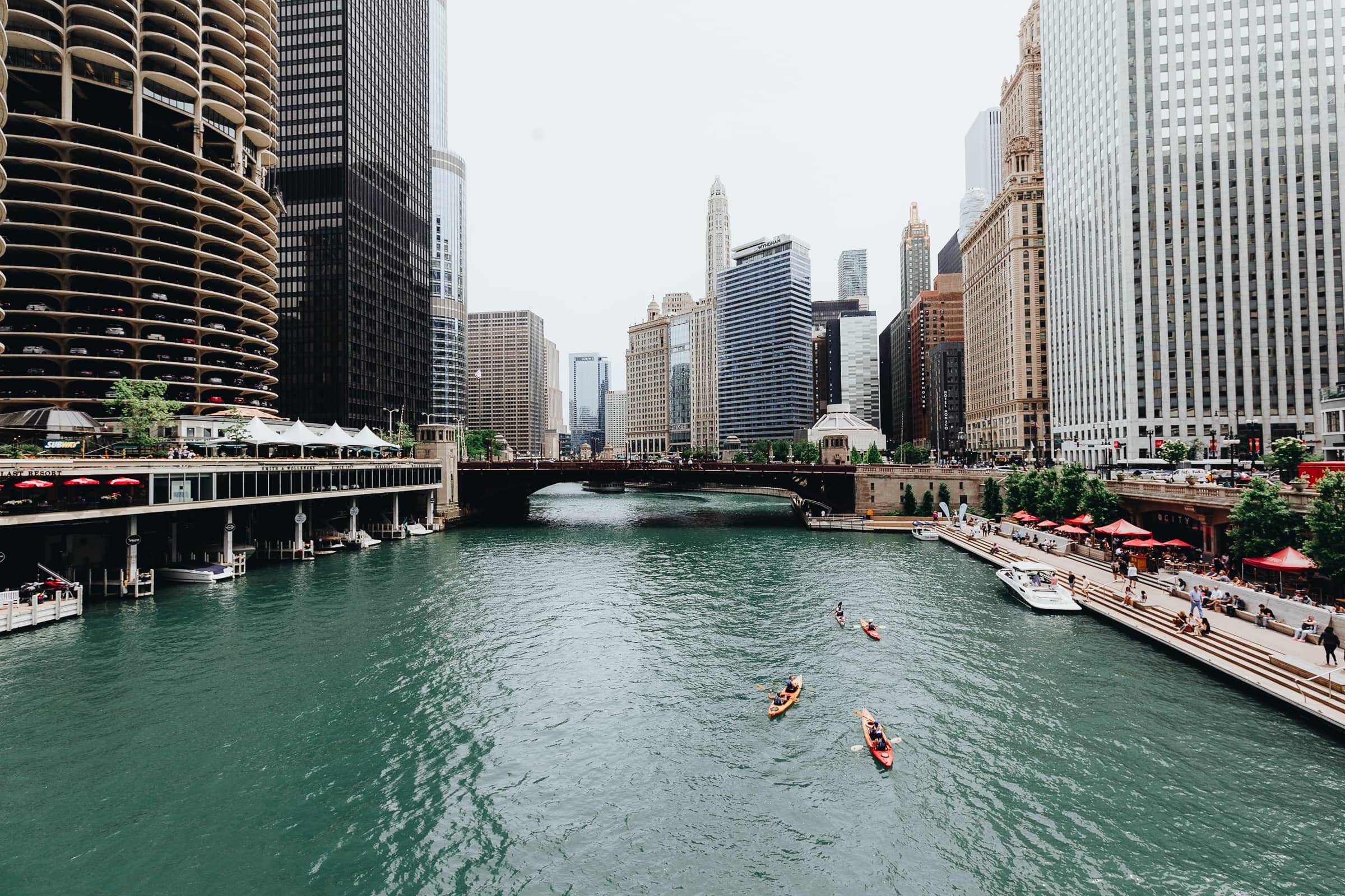 Chicago Sehenswürdigkeiten Chicago River Kajak fahren