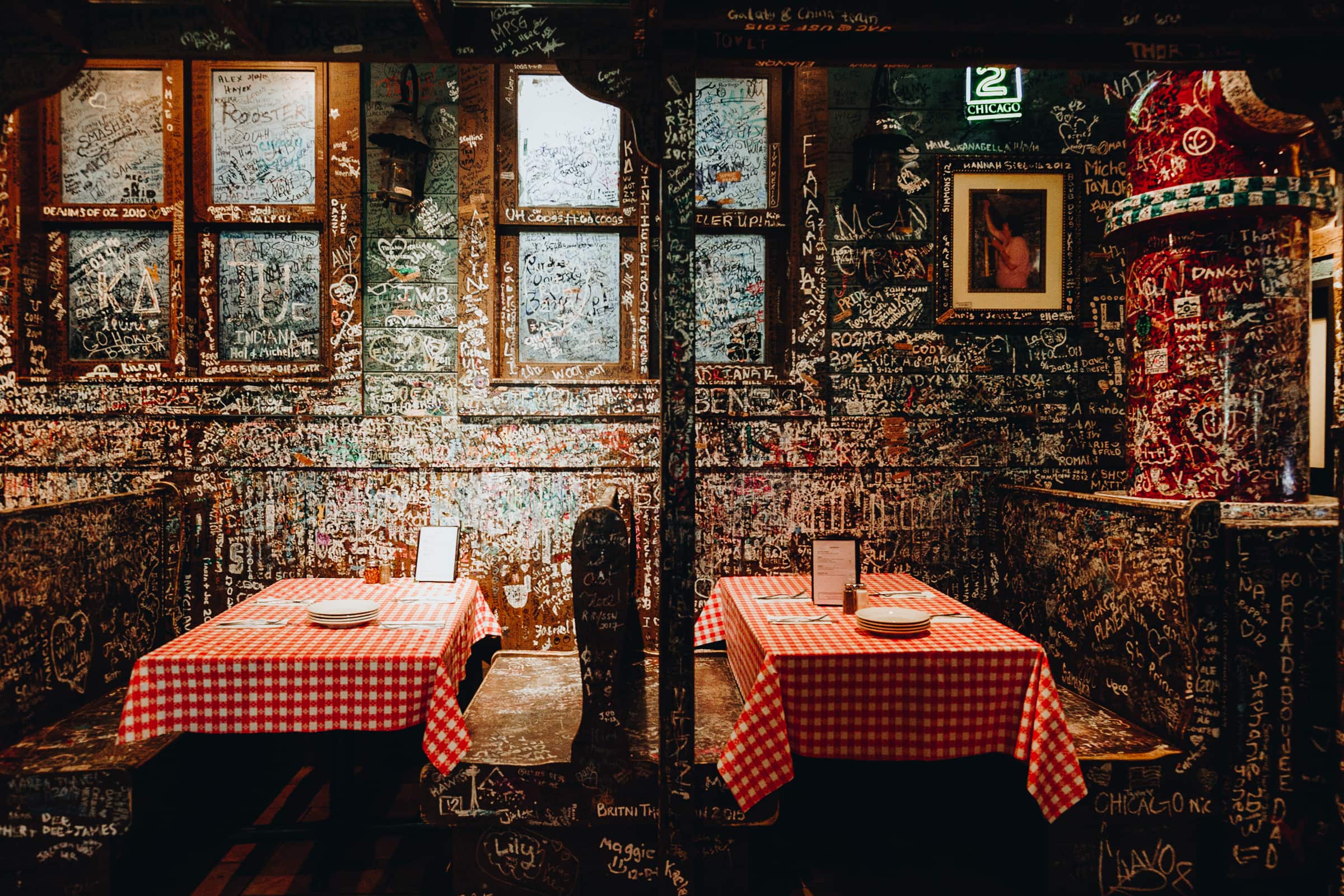 Chicago Sehenswürdigkeiten Pizzeria Gino's East