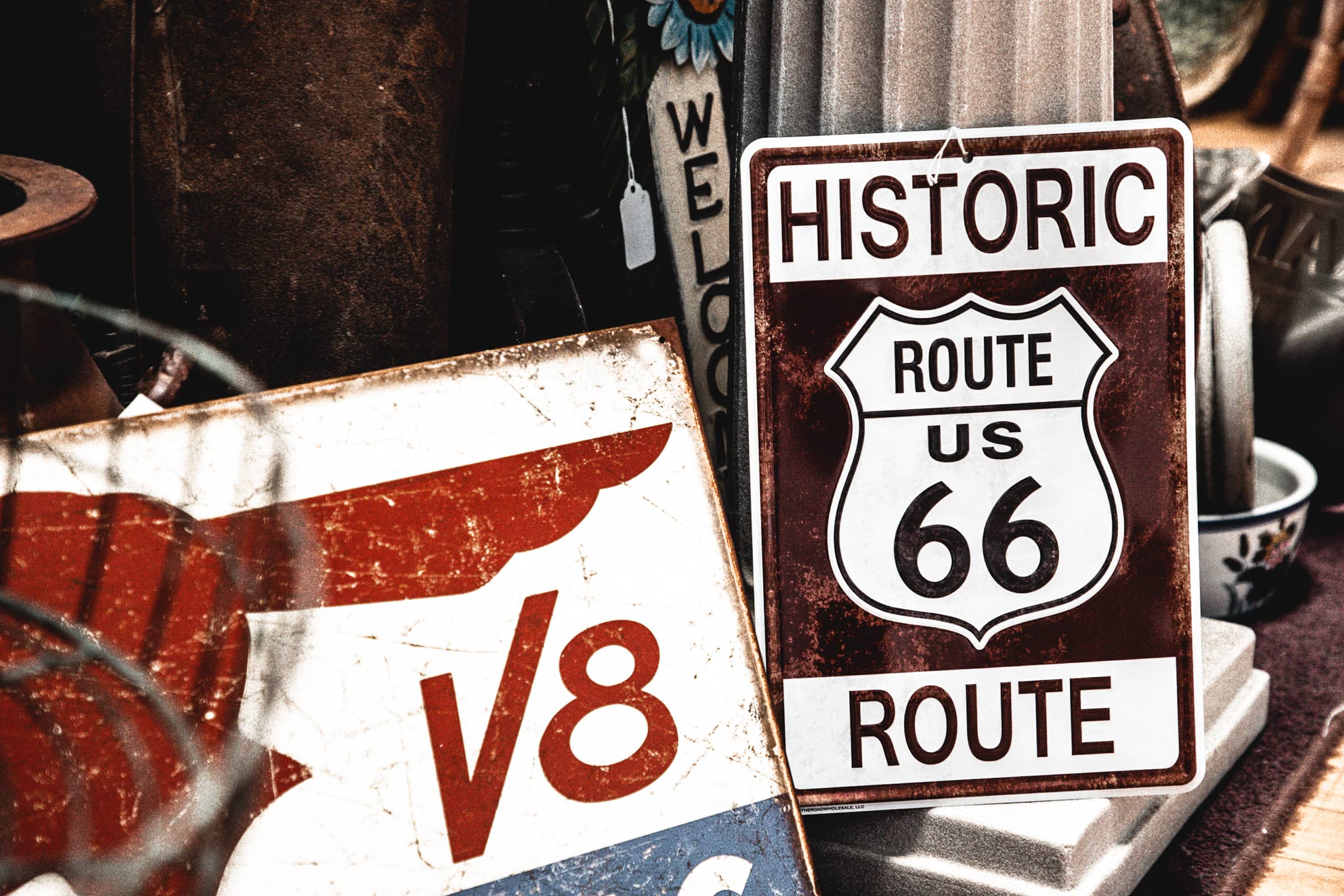 pink elephant antiques mall livingston illinois