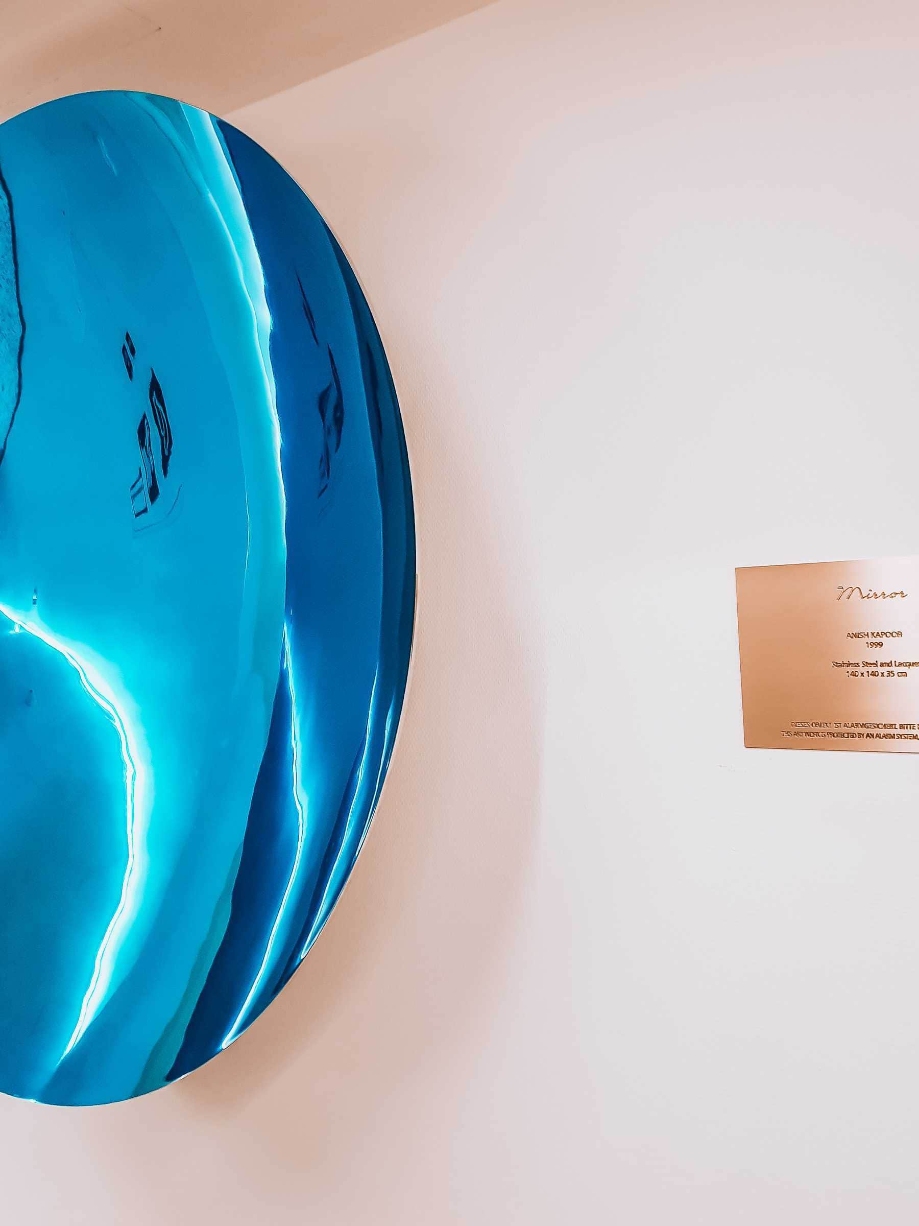 Mirror Anish Kapoor Seven Senses Hotel Stein Salzburg