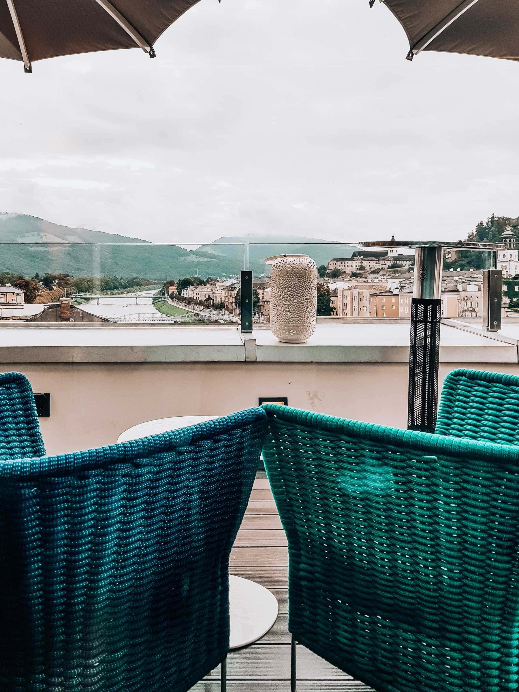 Ausblick auf Salzach Seven Sense Bar Hotel Stein