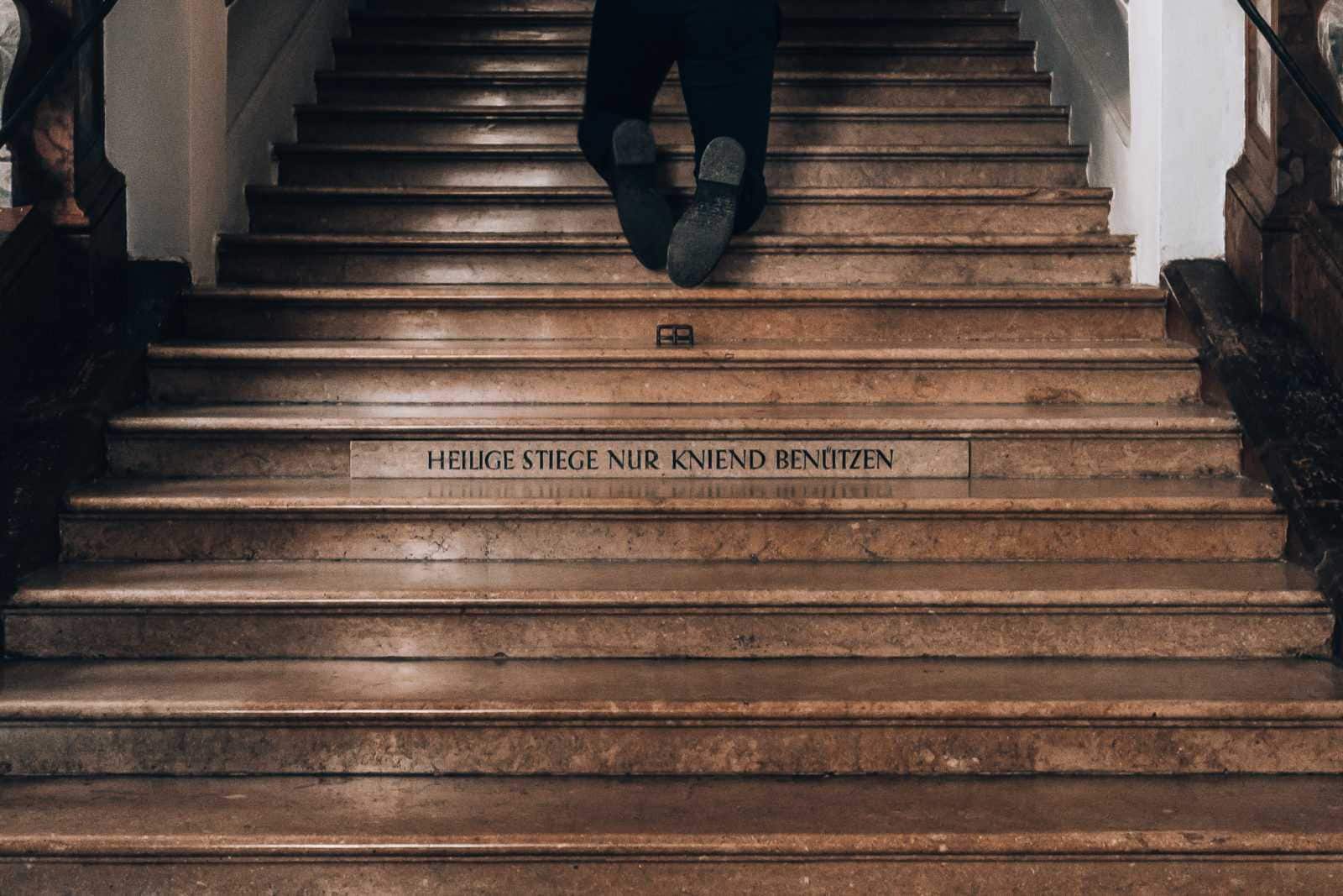 scala santa in der kajetanerkirche salzburg