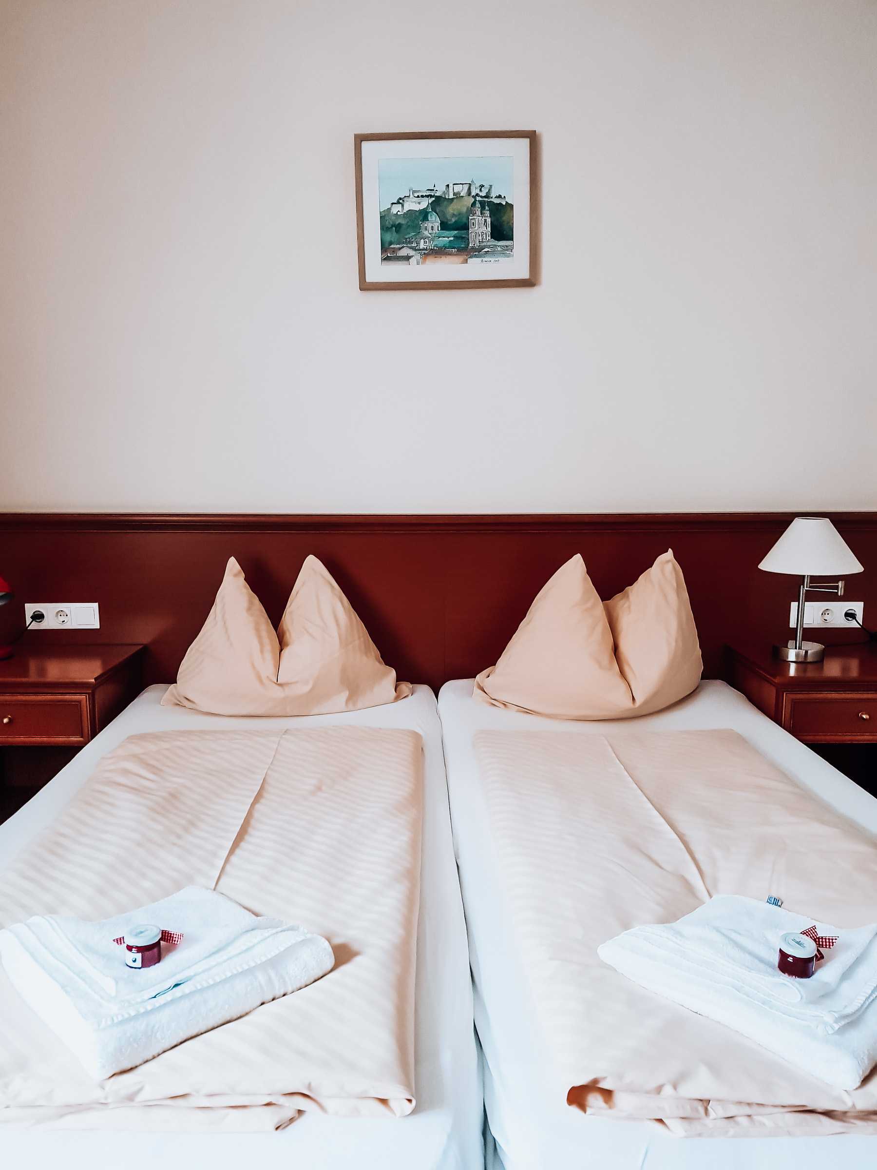 Zimmer im Gaestehaus Priesterseminar Salzburg