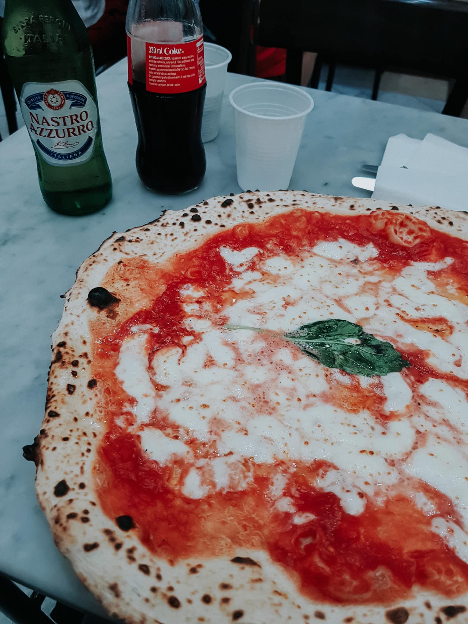 Pizza Neapel beste Pizza Margherita bei Da Michele