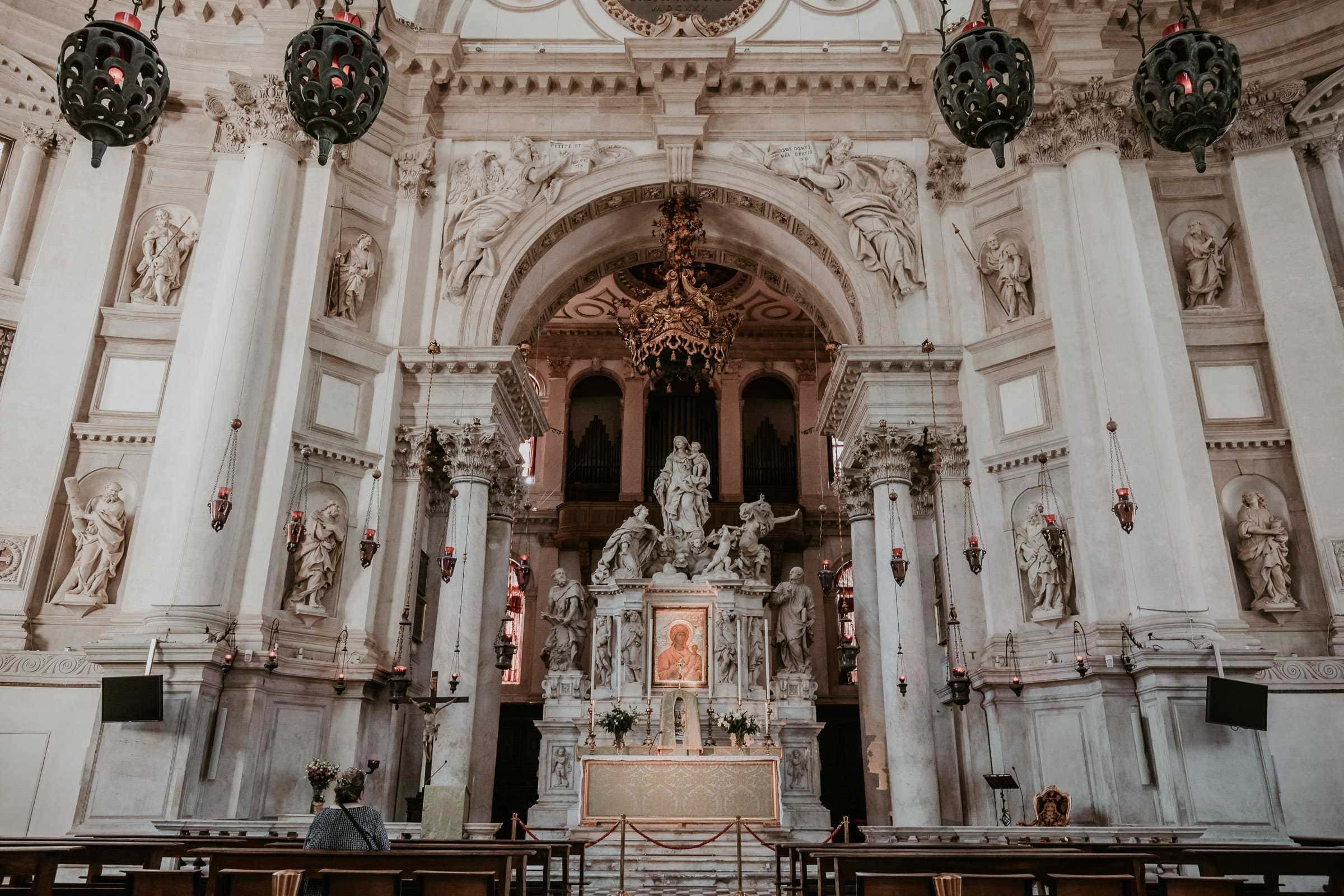kirche innen venedig