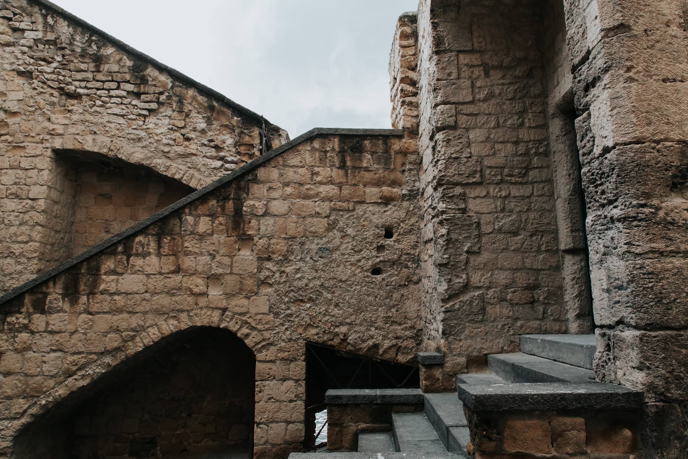 Neapel Sehenswürdigkeiten Castell dell Ovo