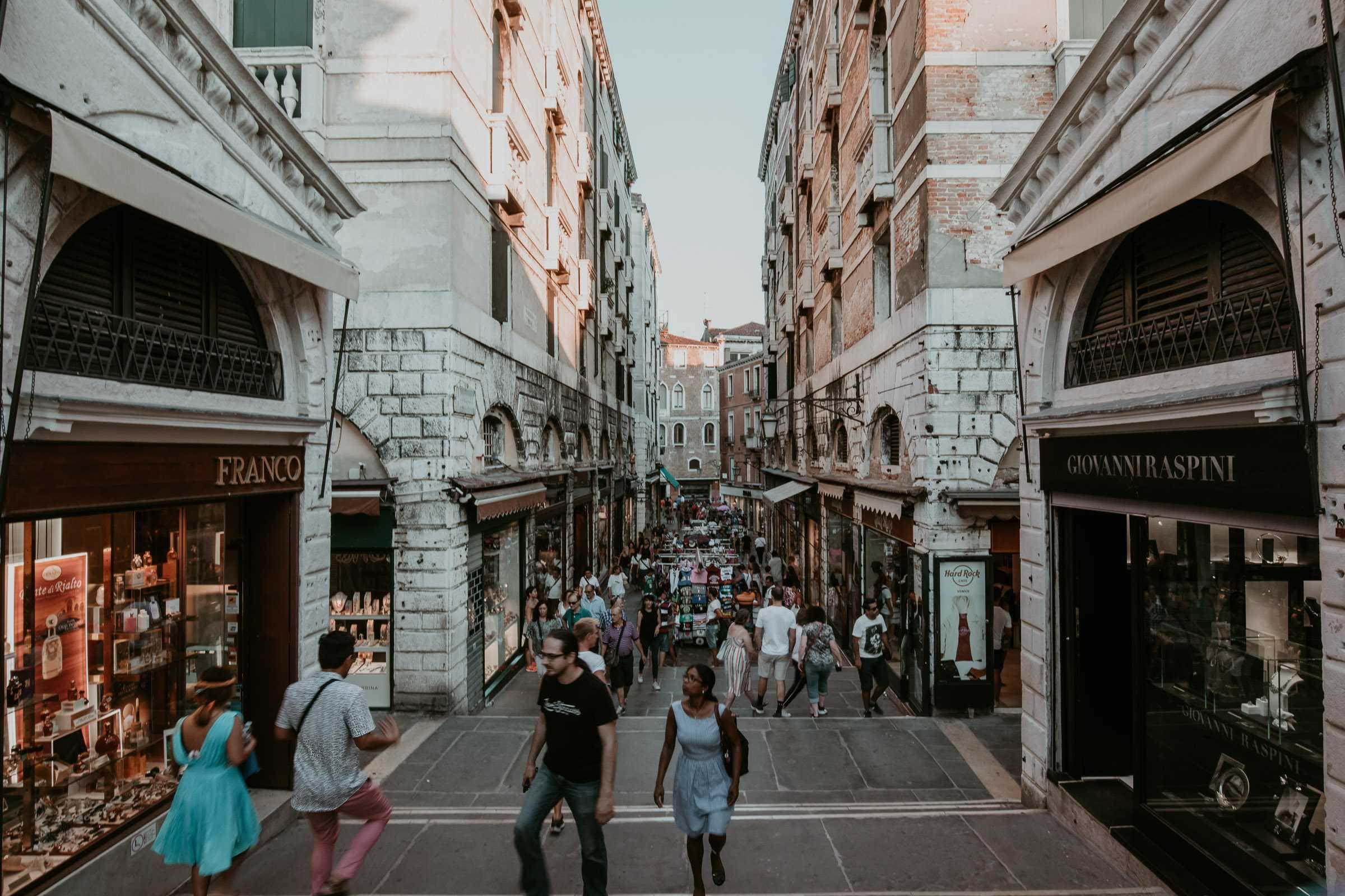Rialto Brücke Geschäfte Treppe