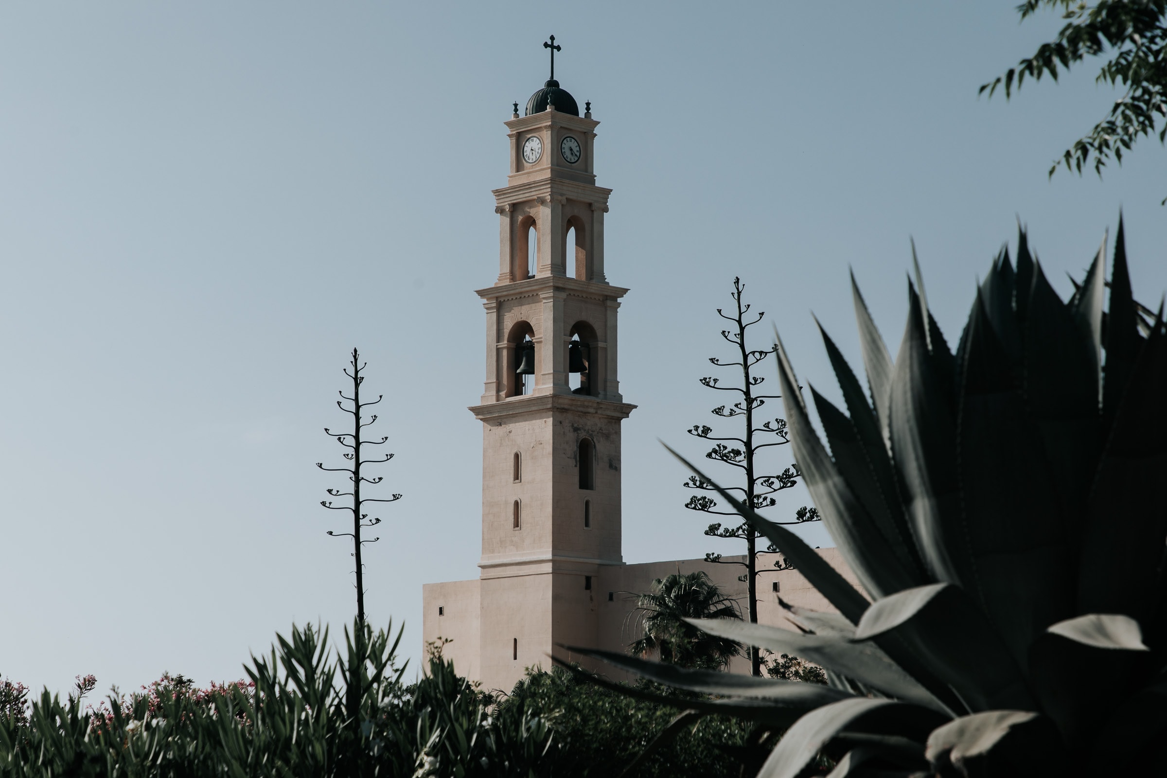 Tel Aviv Sehenswürdigkeiten Old Jaffa St Peter Kirche Uhrturm
