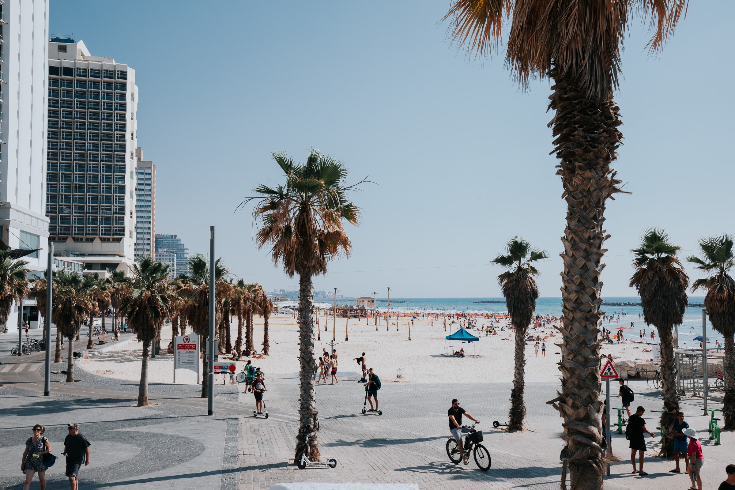 Tel Aviv Sehenswürdigkeiten Gordon Beach Strand Promenade