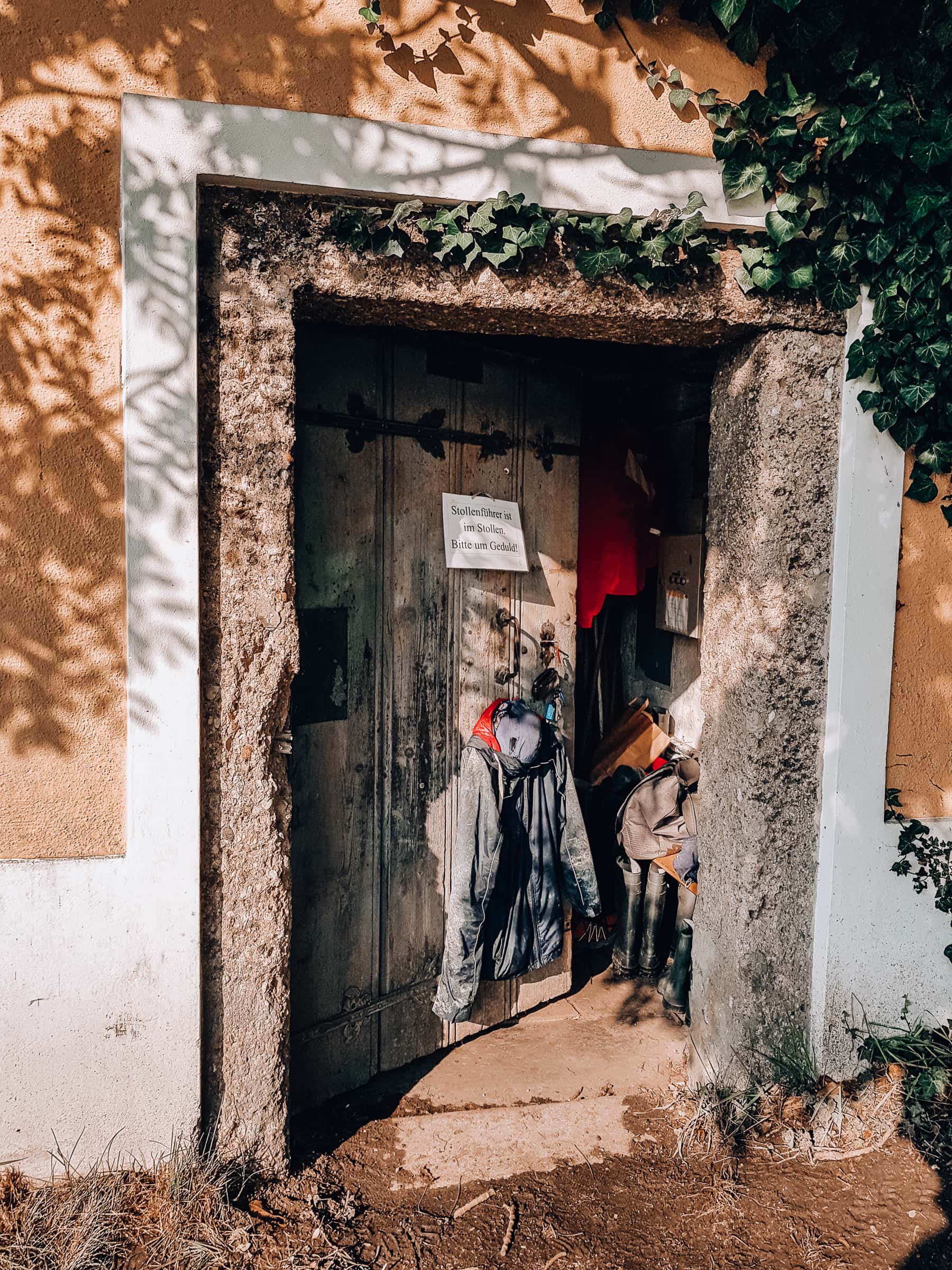 Salzburg Sehenswürdigkeiten Führung durch den Almkanal im September