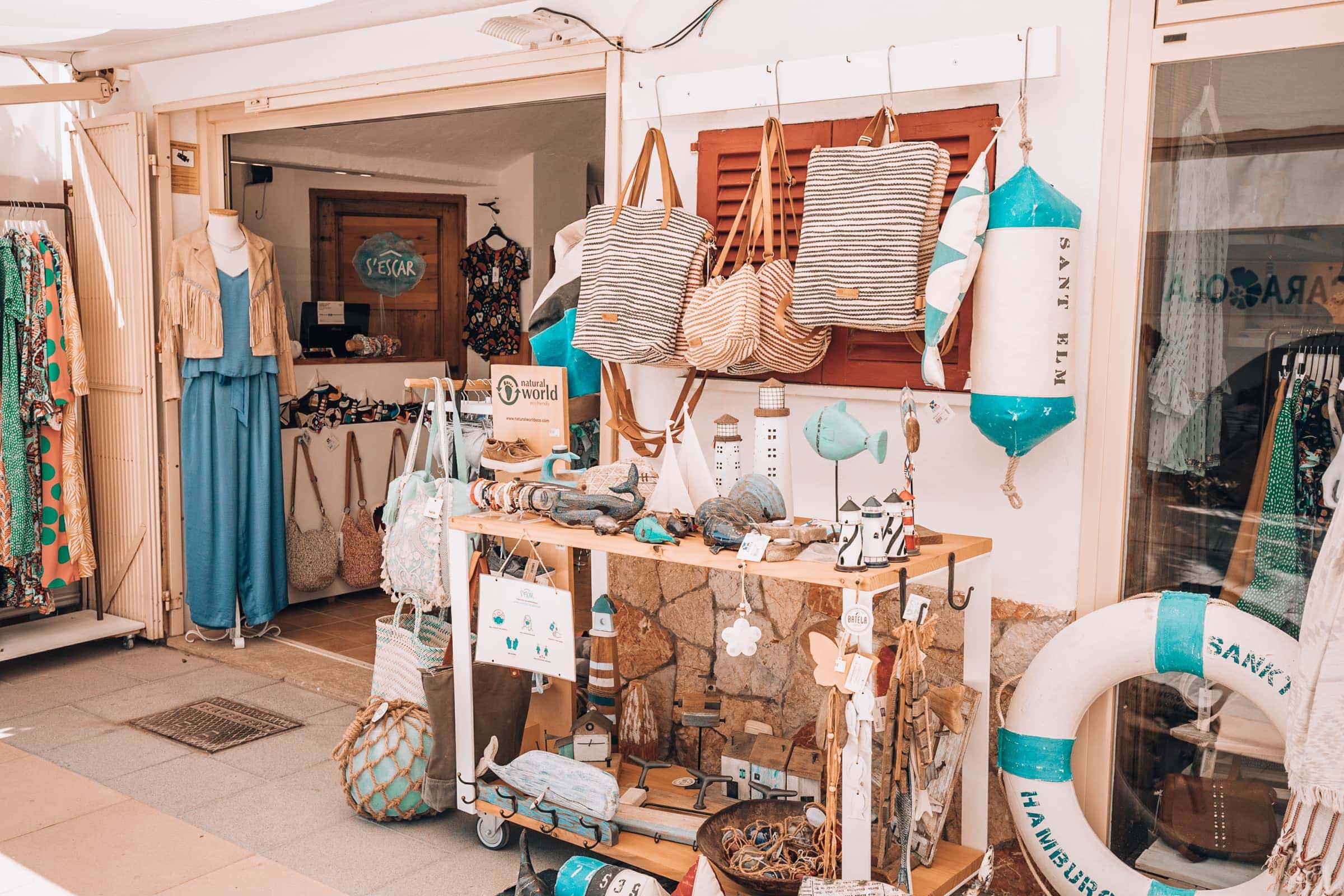 Souvenir Shopping Sant Elm