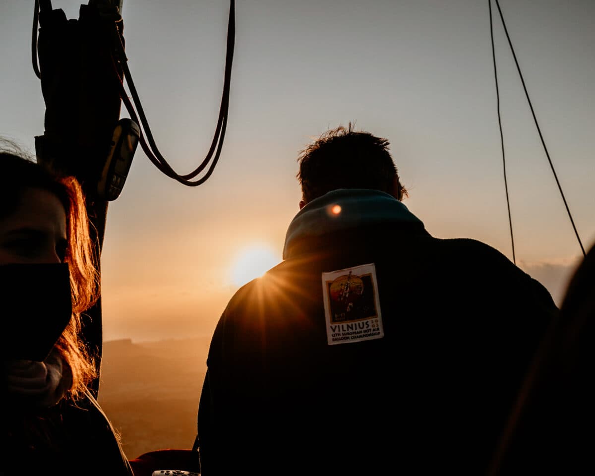 Sonnenaufgang im Heißluftballon