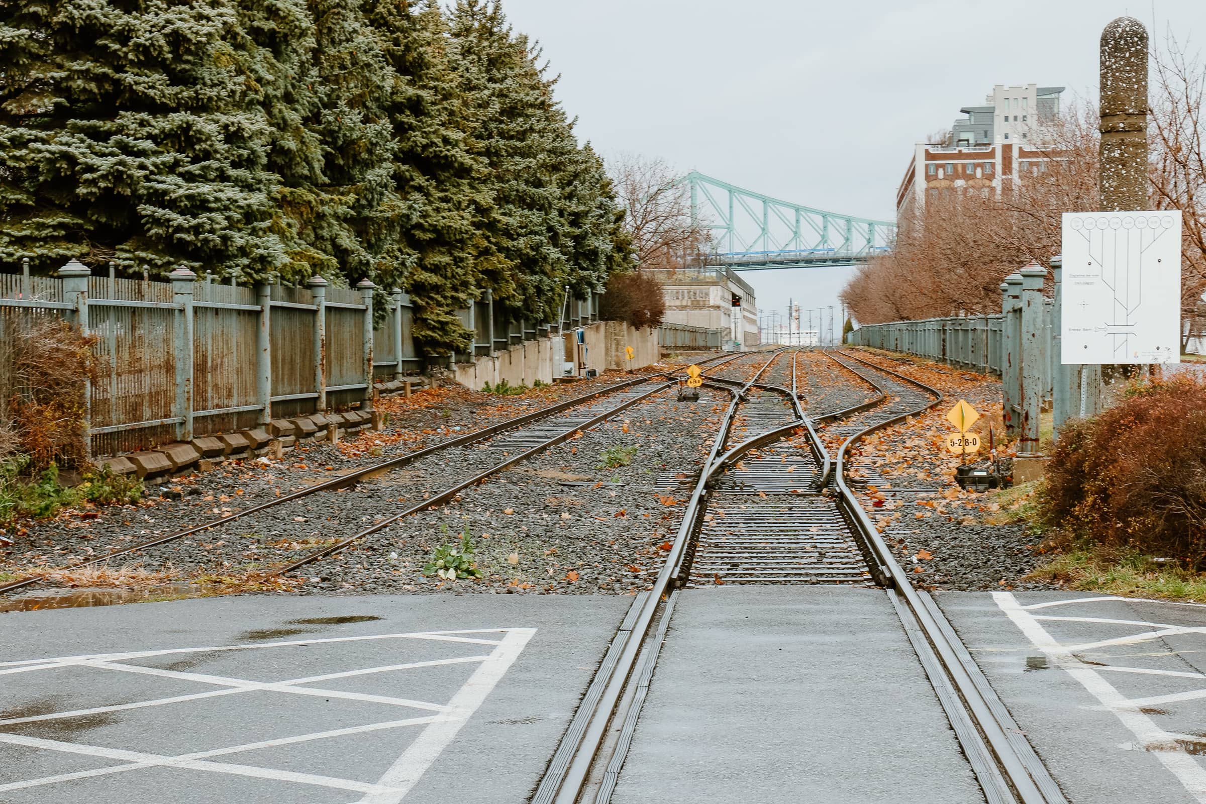 bahnschienen vieux port Montreal Sehenswürdigkeiten