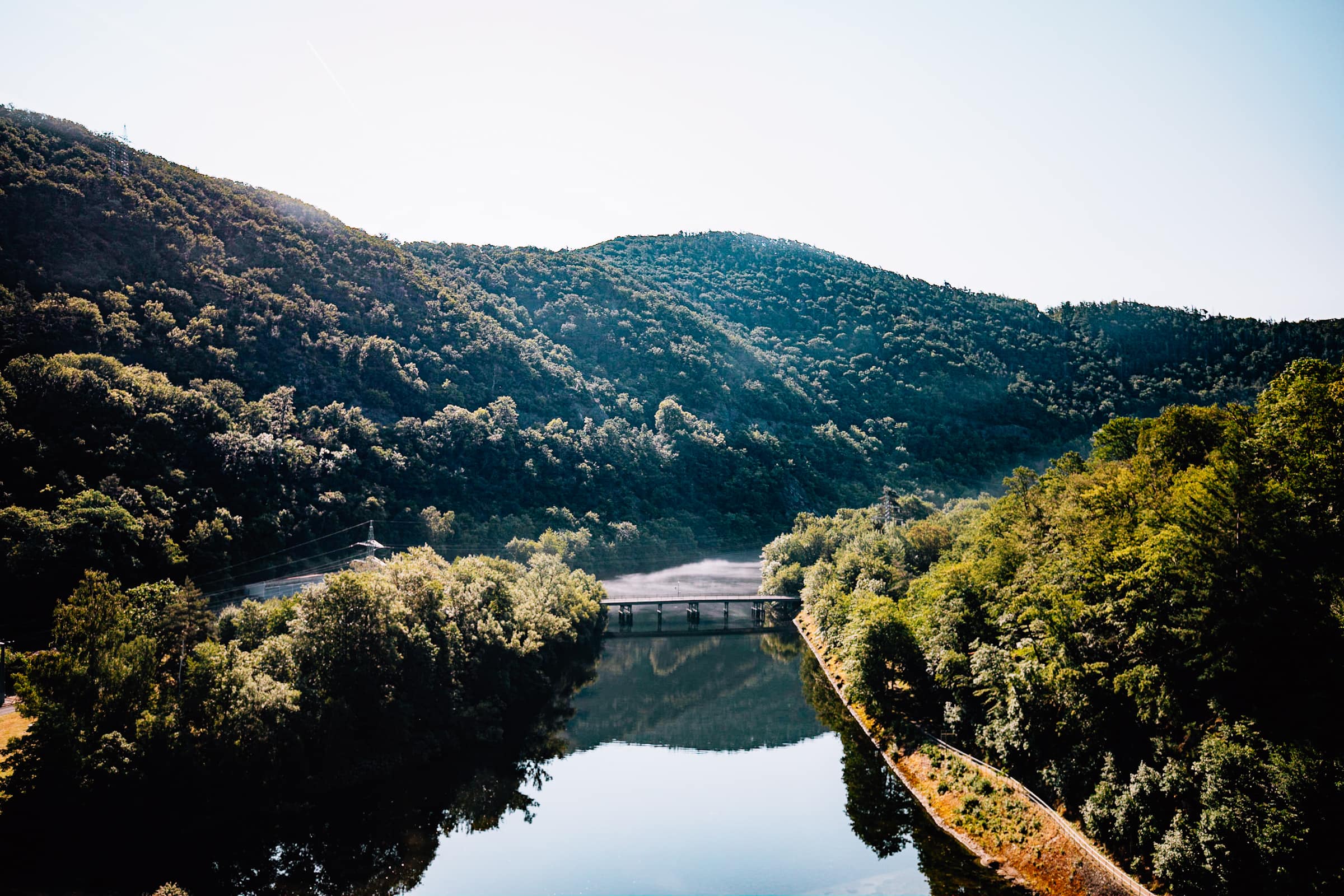 Edersee Sehenswürdigkeiten Blick von der Edertalsperre