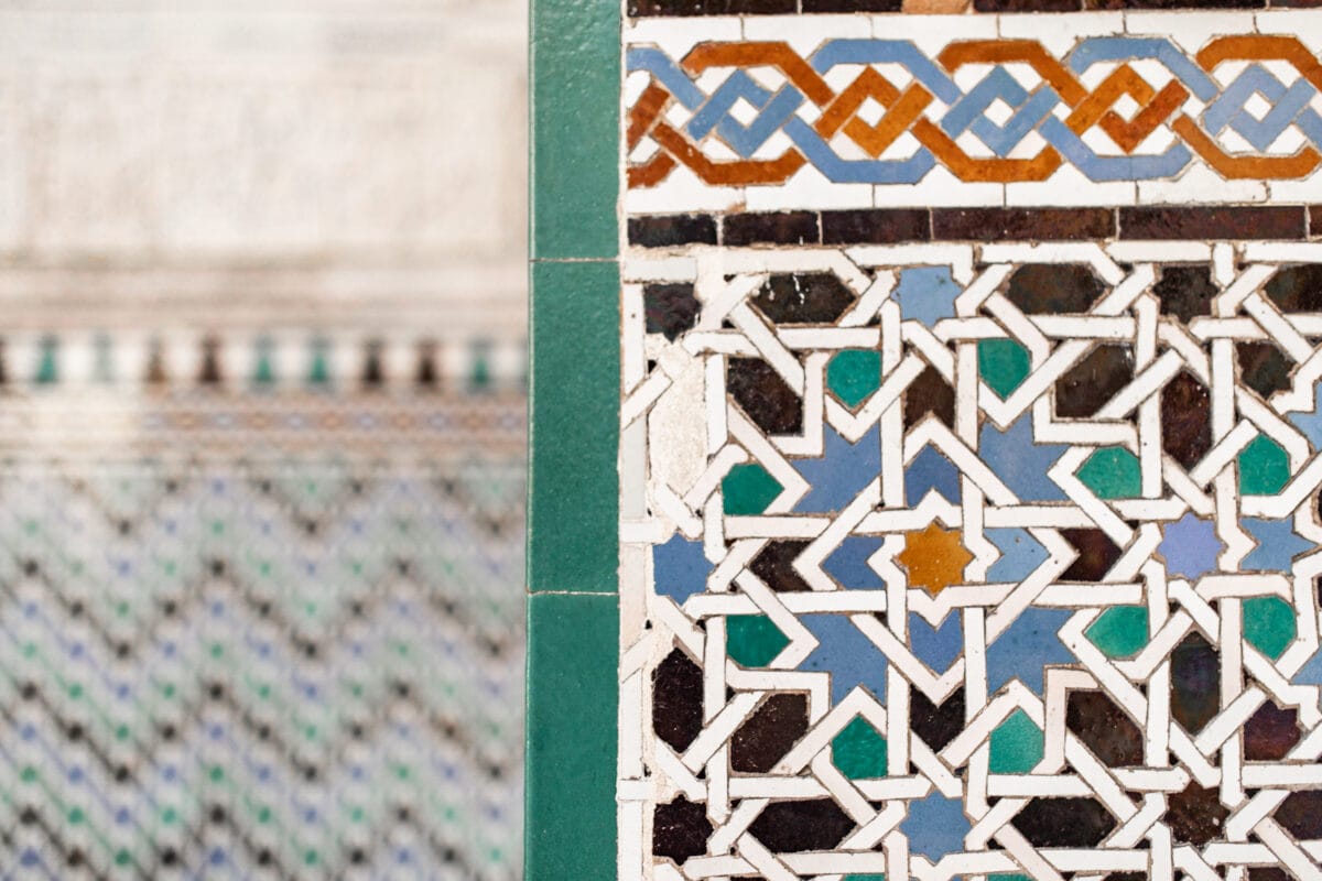 Traditionelle marokkanische Mosaikfliesen.