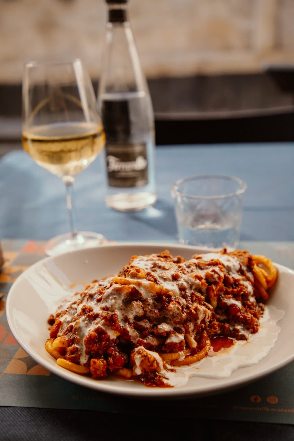 Pasta mit Tomatensauce und Käse