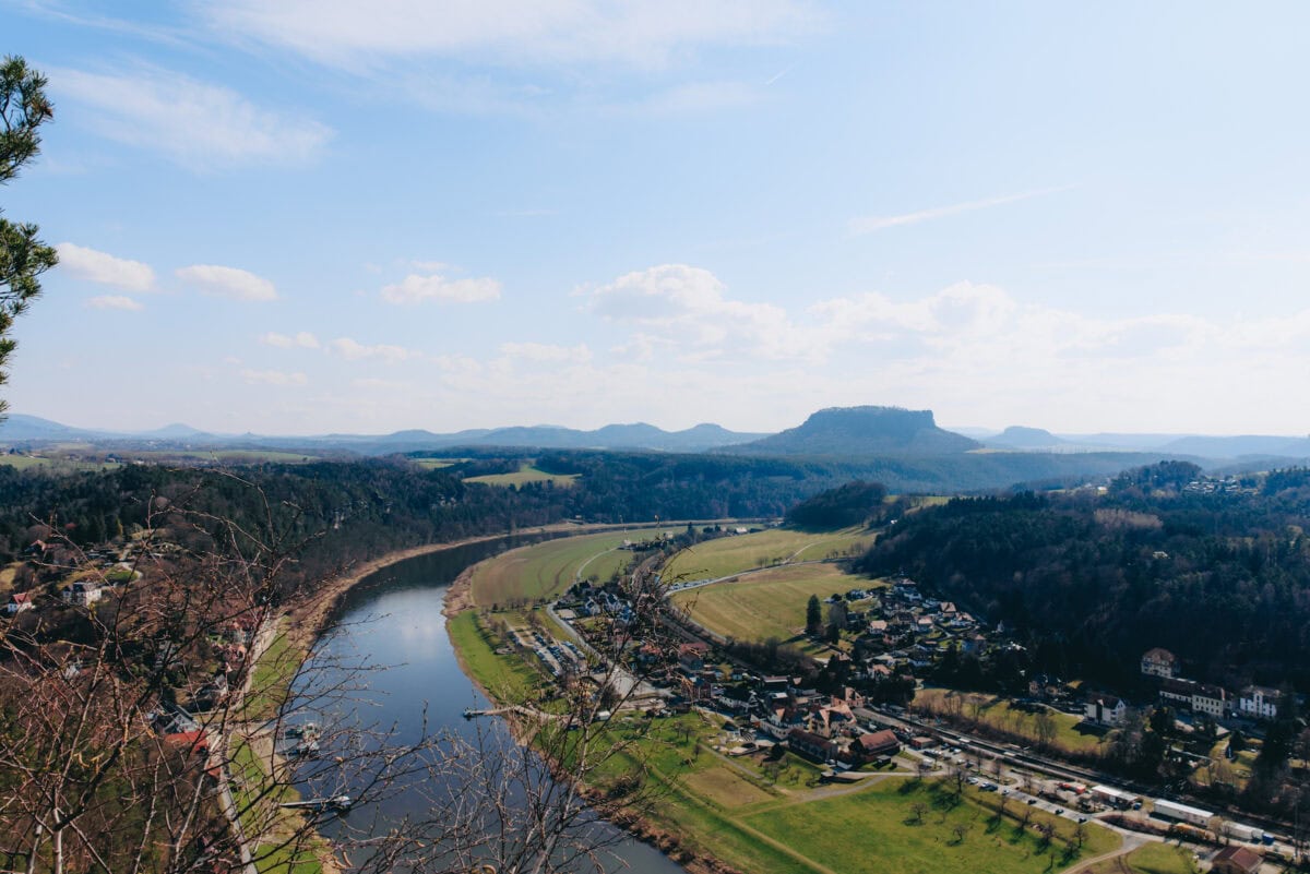 Elbe valley with Lilienstein in the background, view from the Bastei