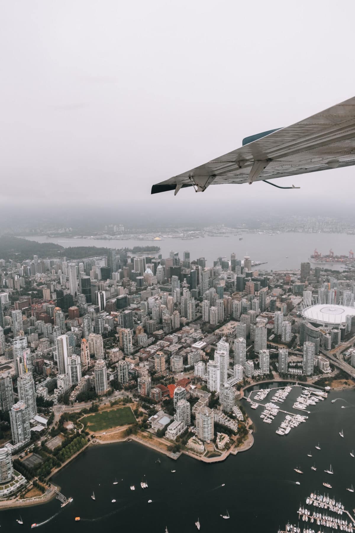 Luftaufnahme von Vancouver aus einem Kleinflugzeug